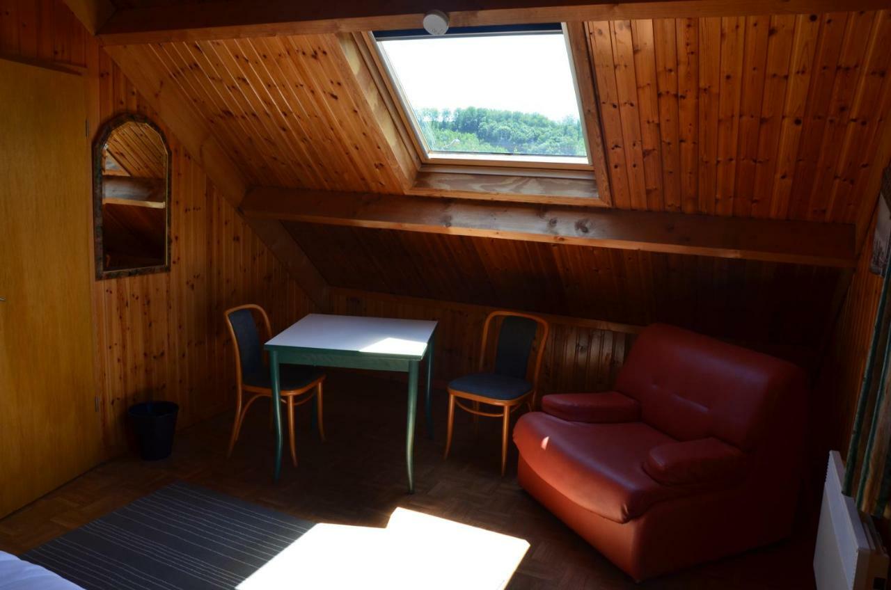 Chalet "Le Bucheron" La-Roche-en-Ardenne Εξωτερικό φωτογραφία